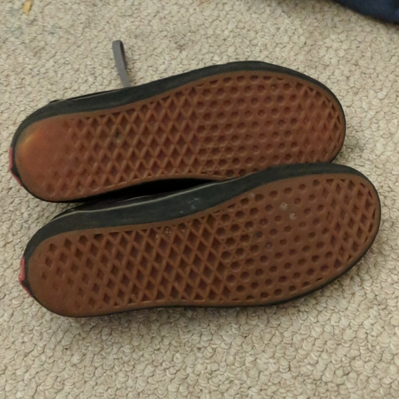 Custom Vans - Picture 2 of 3